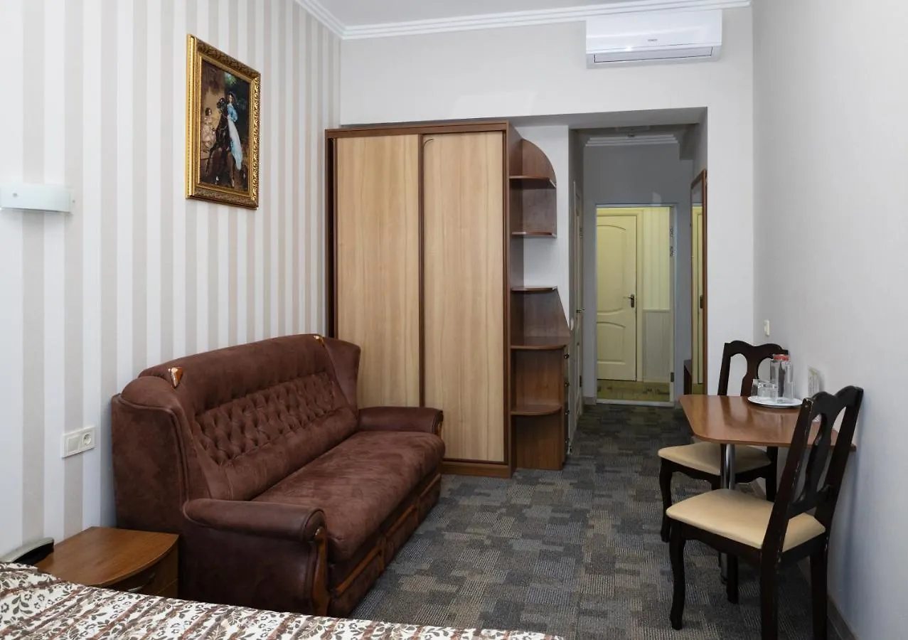 ***  Persian Palace Hotel Kyiv Ukraine