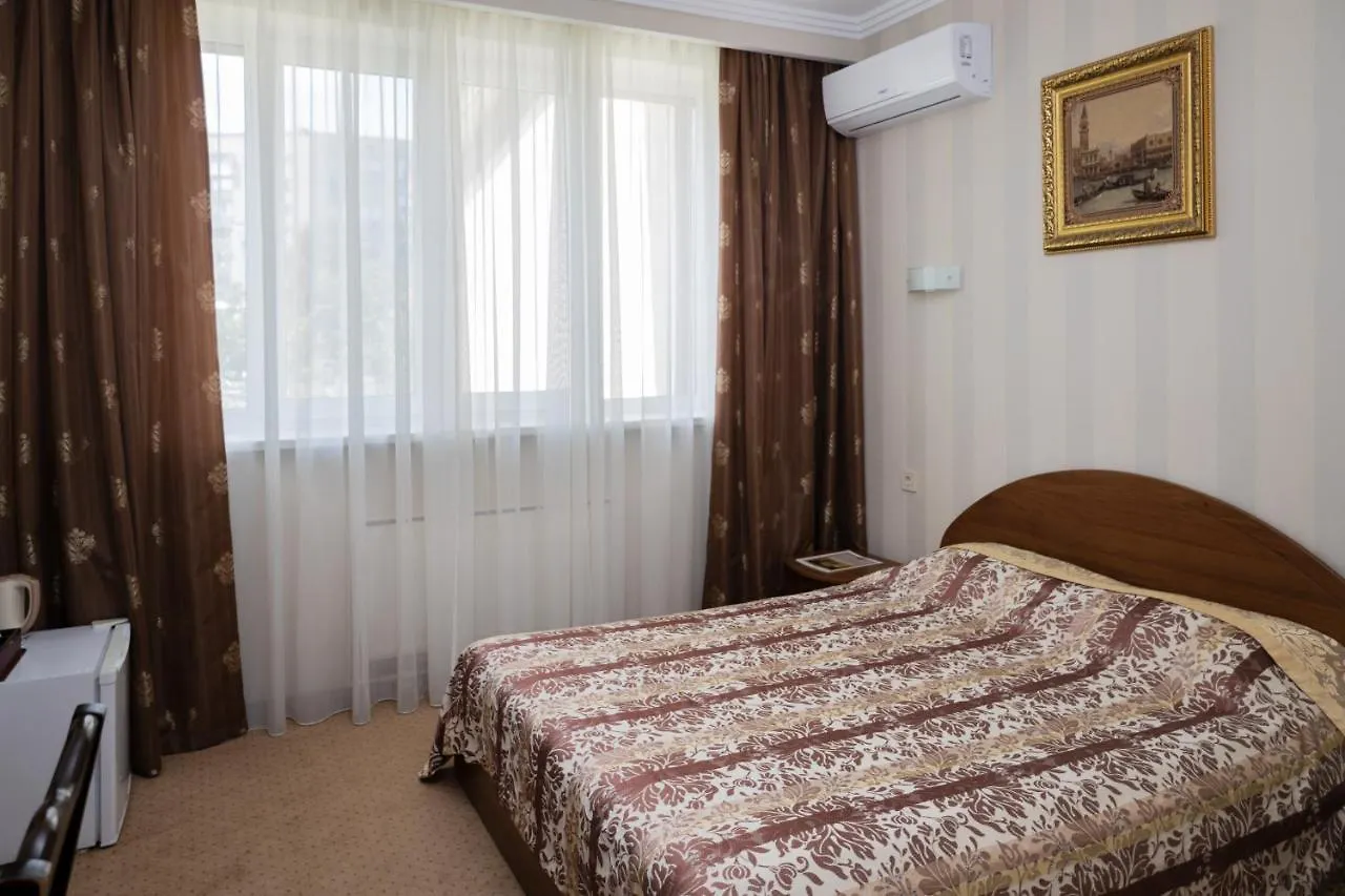 Persian Palace Hotel Kyiv 3*,