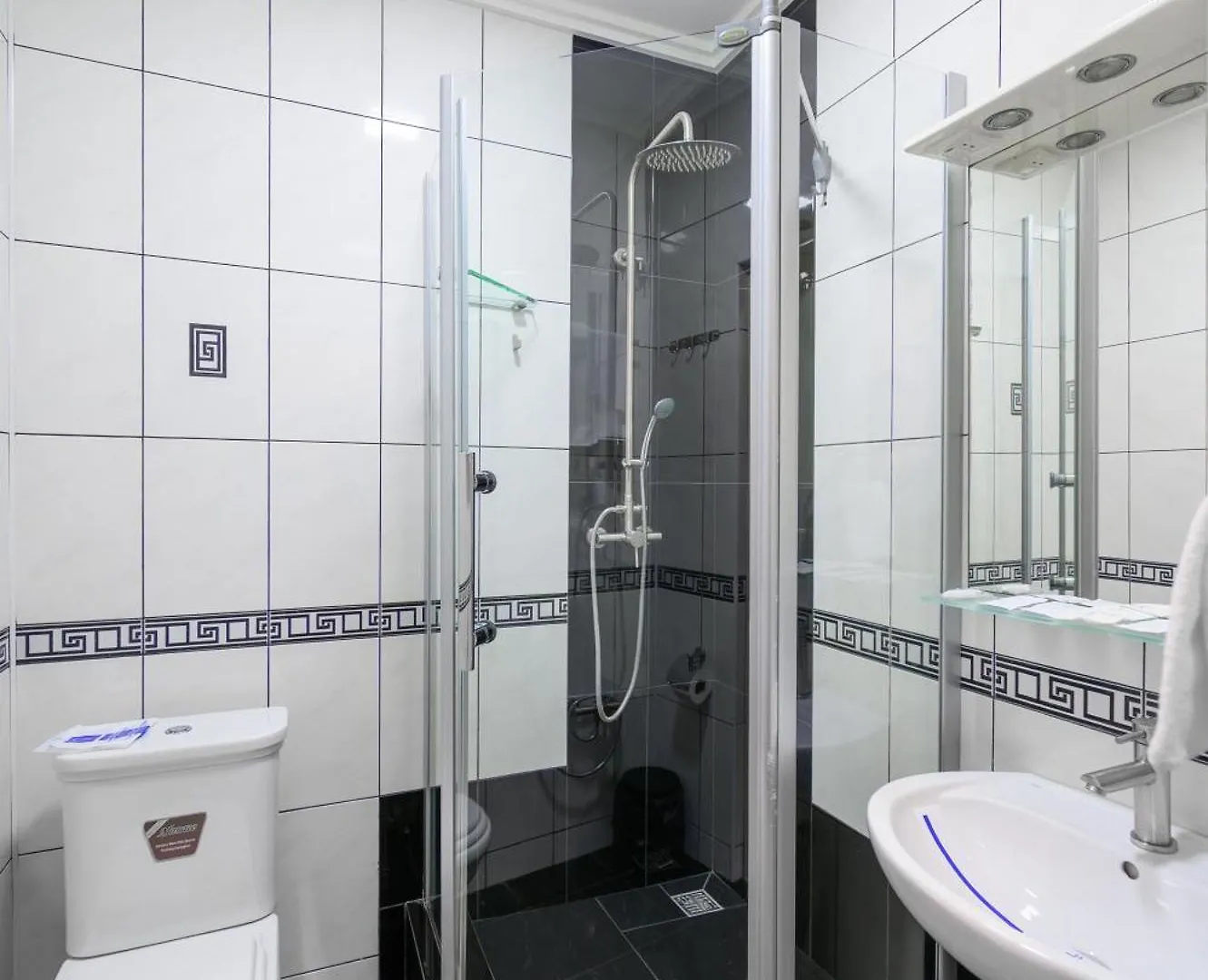 Persian Palace Hotel Kyiv 3*,  Ukraine