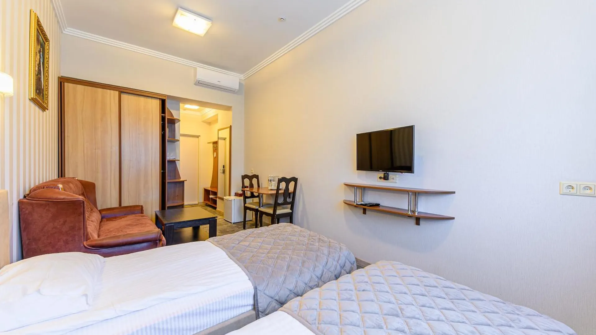 Persian Palace Hotel Kyiv
