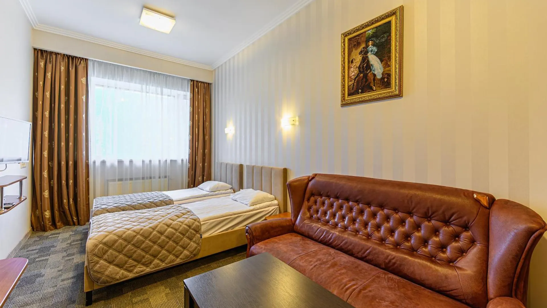 ***  Persian Palace Hotel Kiev Ukraine